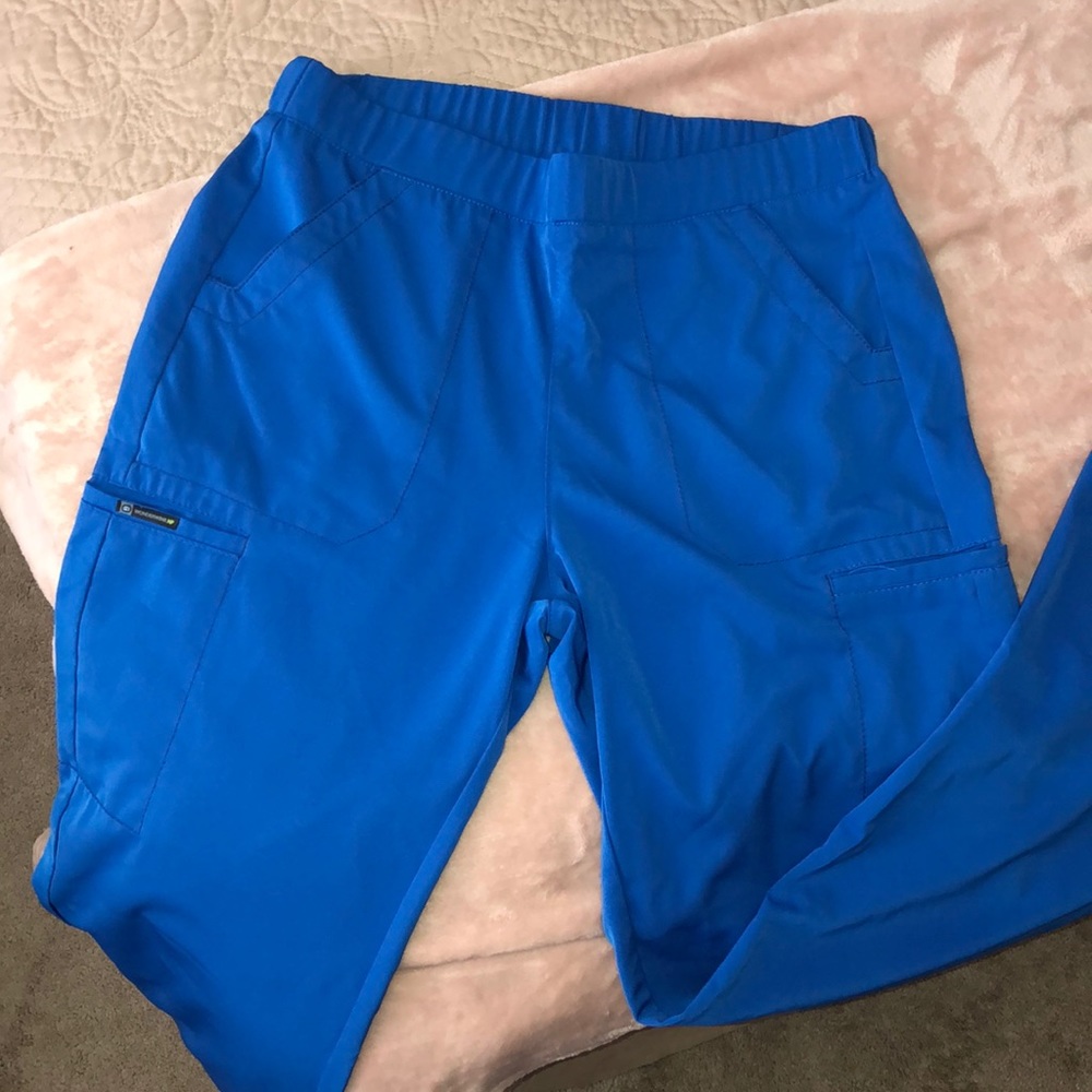 Scrub pants